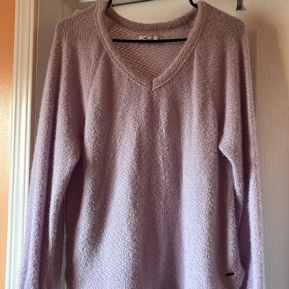 Hollister Women’s Oversized Cashmere Sweater